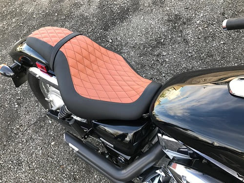 Перетяжка сидений мотоцикла